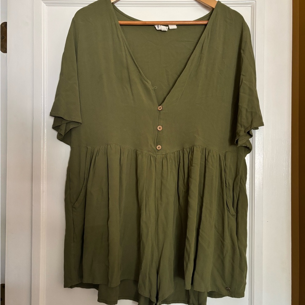 🌿 ROXY Olive Green Romper – Size Large